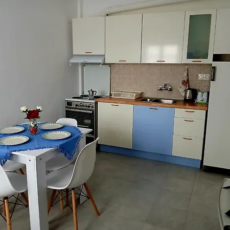 Sunny House