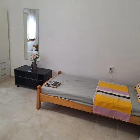 Sunny House Апартаменты *